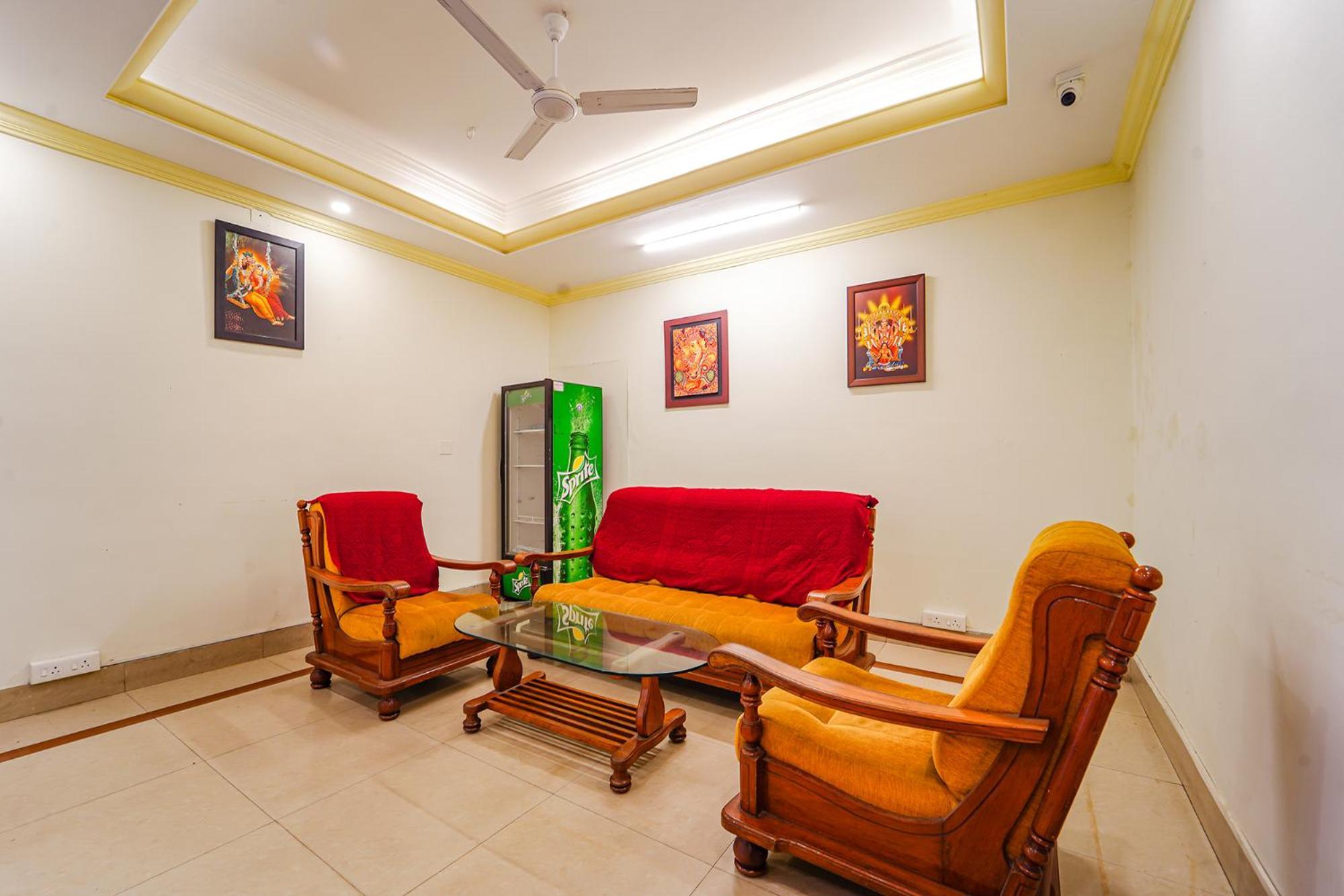 Fabexpress Majestic Inn Thiruvananthapuram Eksteriør billede
