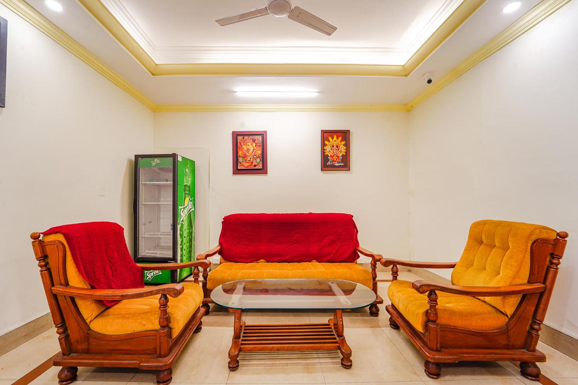 Fabexpress Majestic Inn Thiruvananthapuram Eksteriør billede